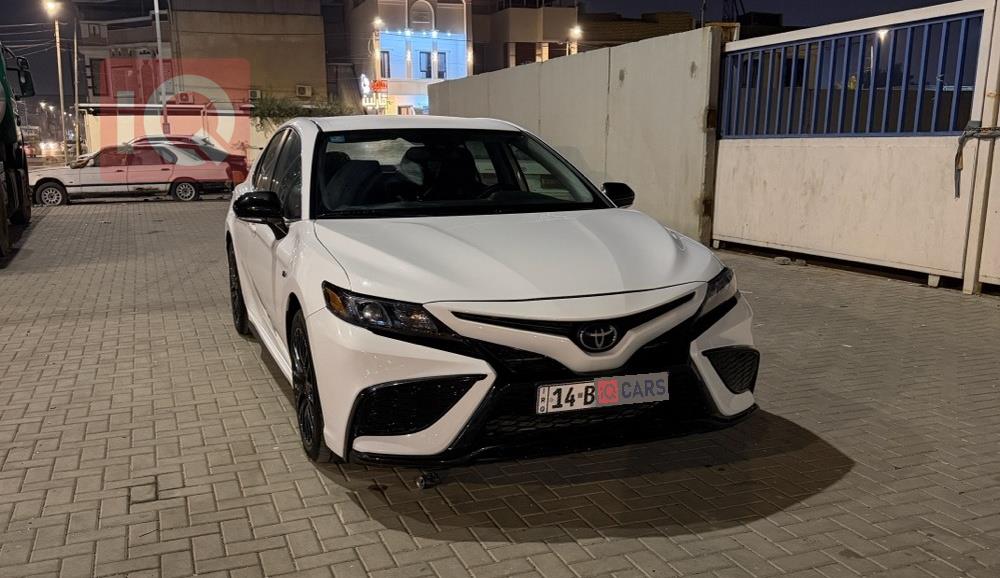 تۆیۆتا کامری